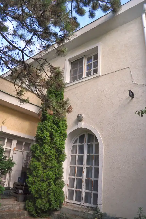 Eladó családi ház, Budapest, XII. kerület 10 szoba 330 m² 350 M Ft